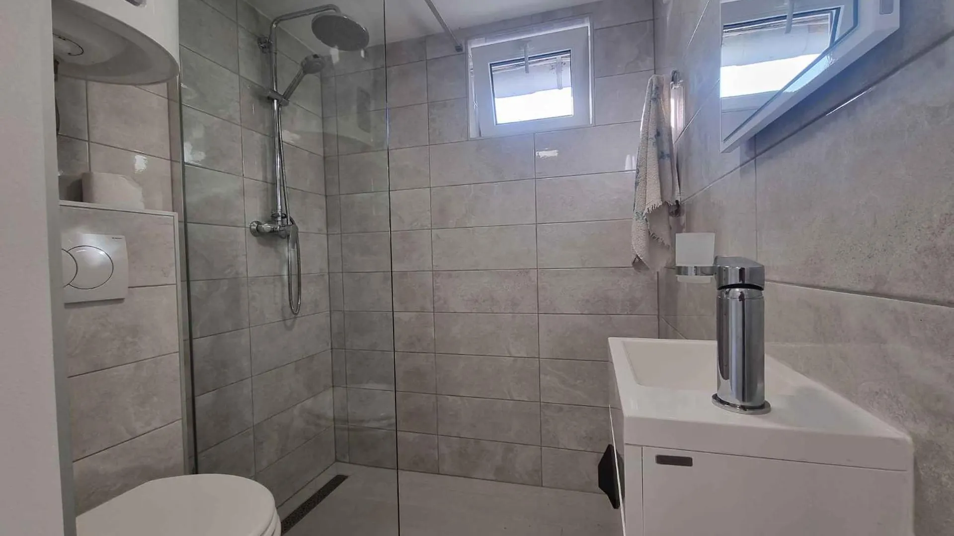 Apartment In Njivice - Insel Krk 45235